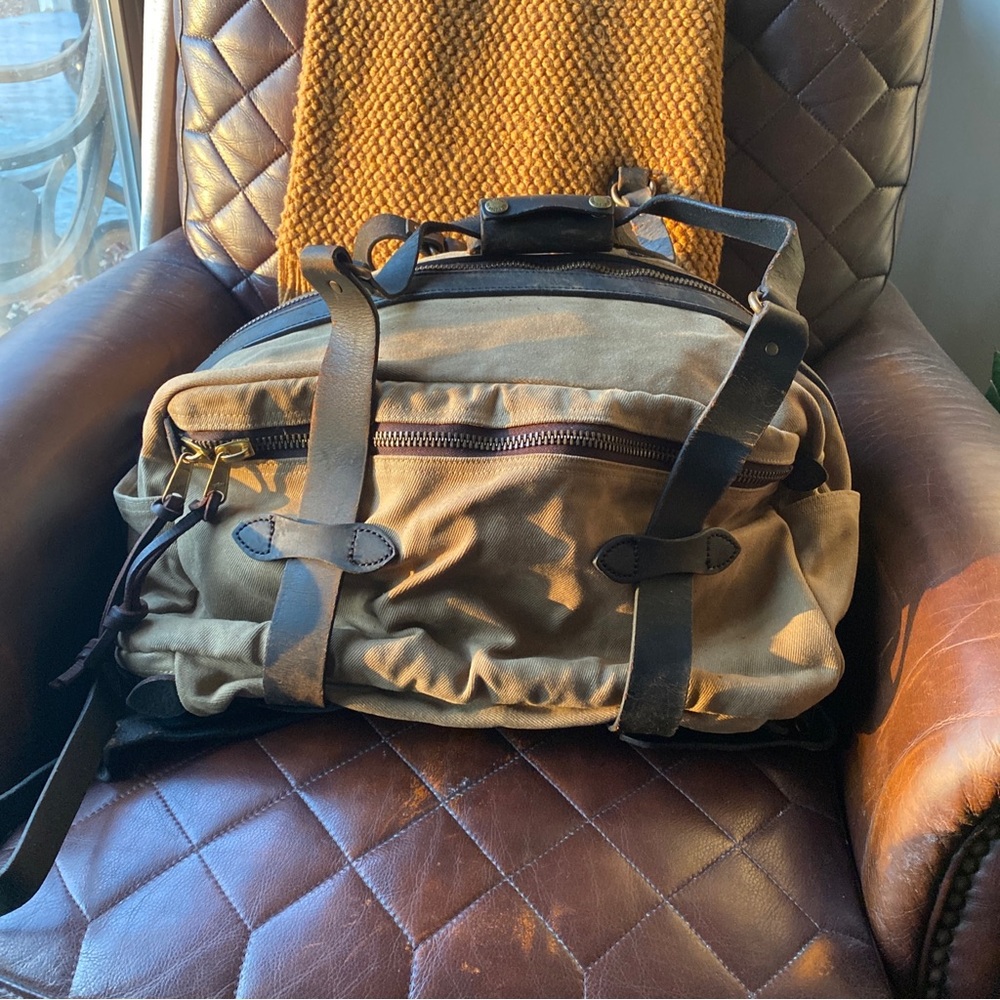 Filson Large Rugged Twill Outfitter Bag | Khaki | Discontinued | Rare